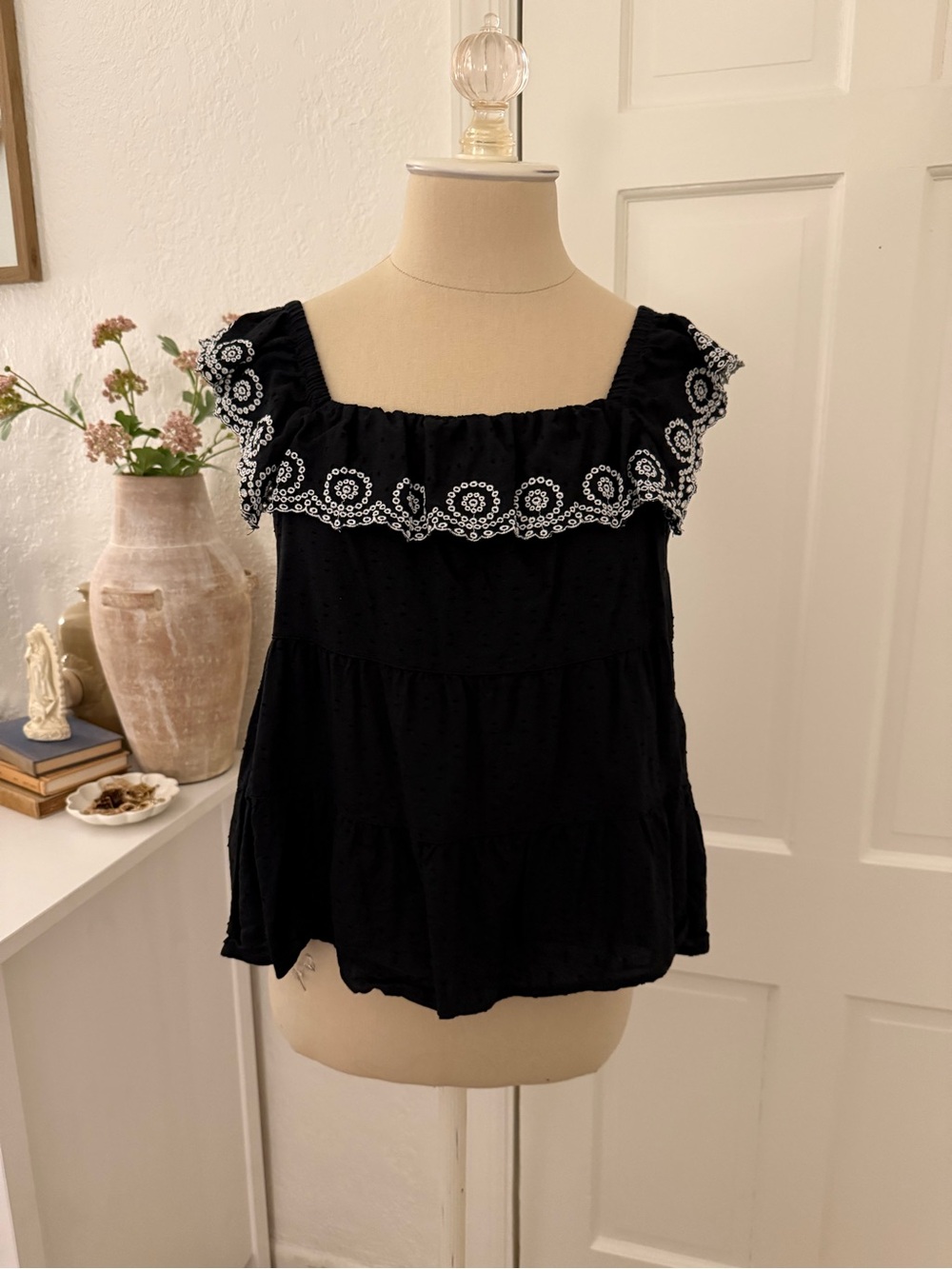 Old Navy Black Tank Top with White Embroidered Ruffle